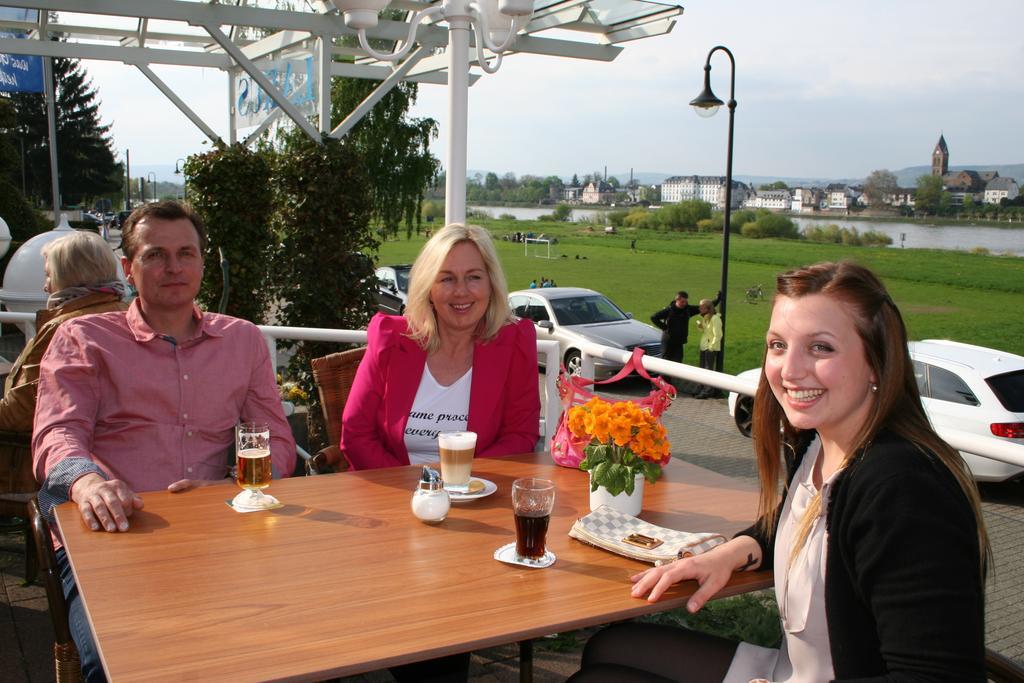 Rheinhotel Larus Hotel 4*