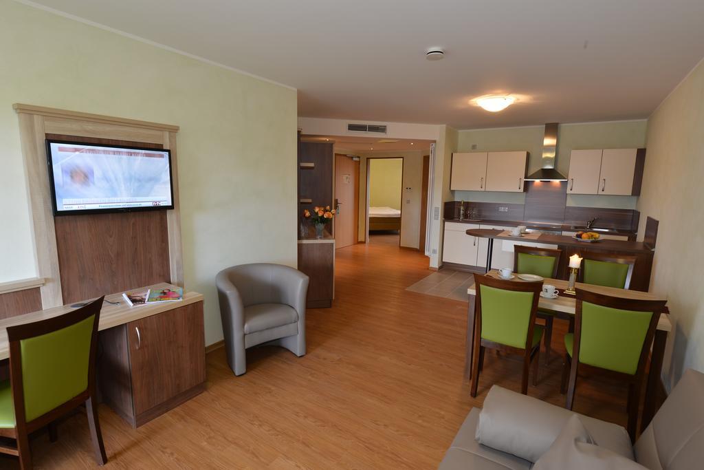 Rheinhotel Larus Hotel 4*