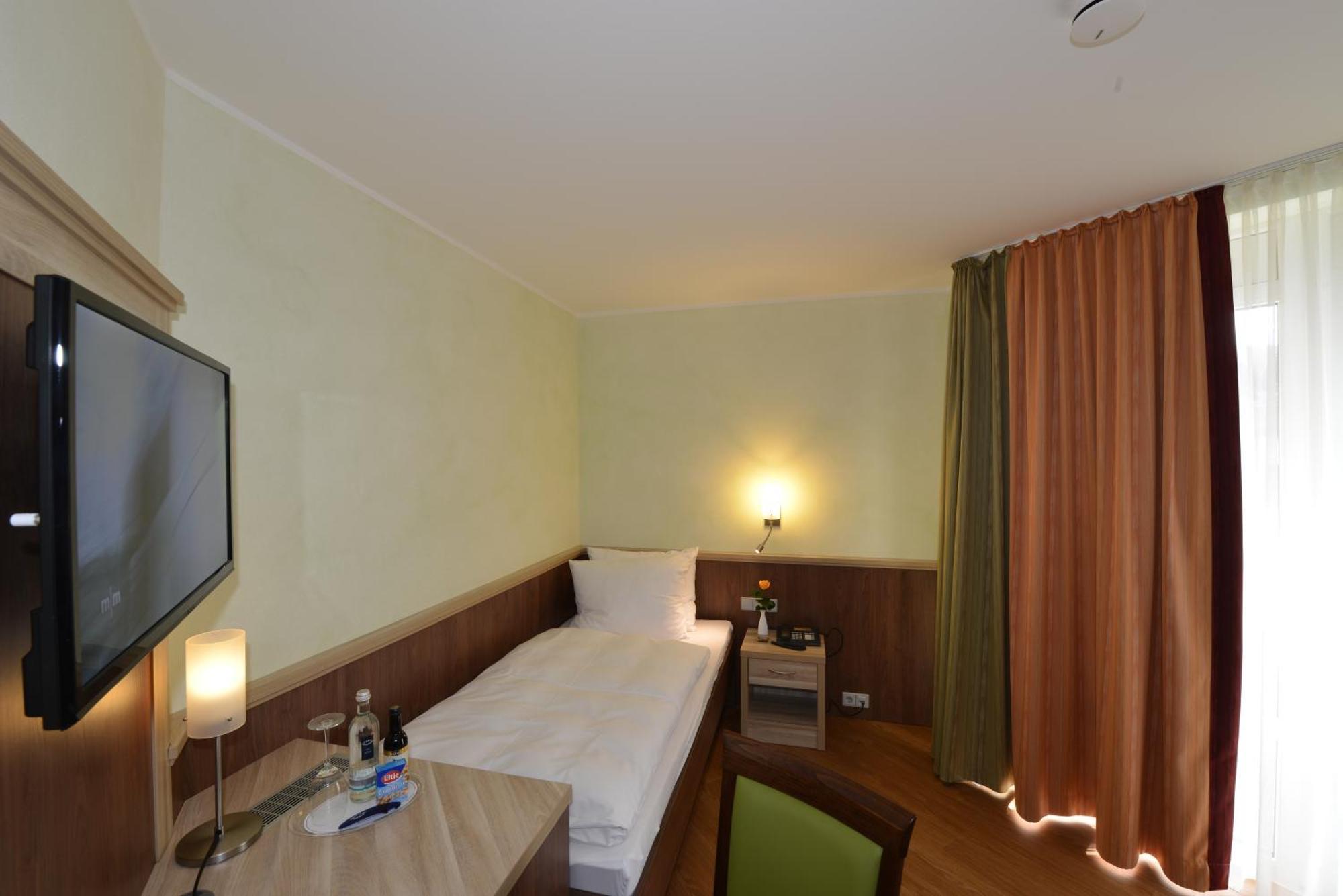 Hotel Rheinhotel Larus Kaltenengers