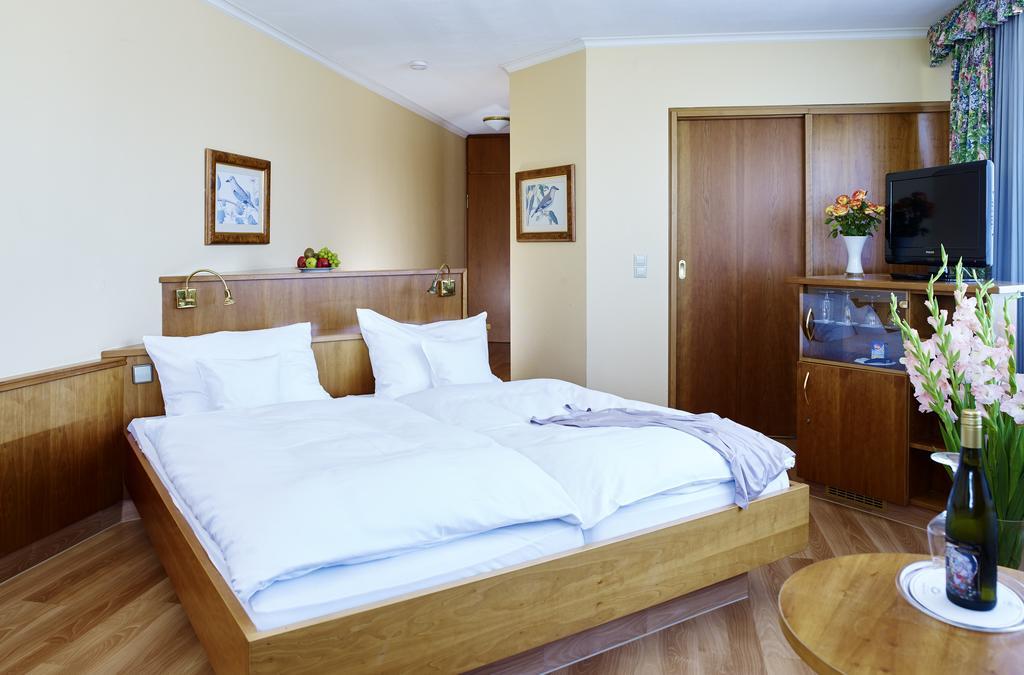 Rheinhotel Larus Hotel Kaltenengers